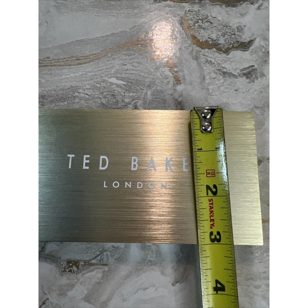 Ted‎ Baker London Store Display White And Gold